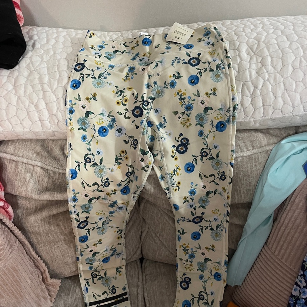 Fabletics Floral Print Leggings - Blue and Yellow on Cream